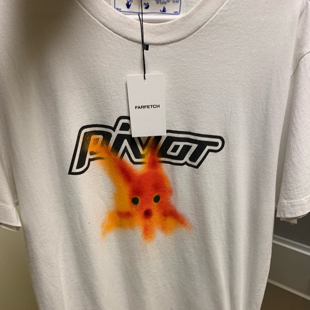 Off white Pivot fish shirt Large in size - Picture 1 of 5